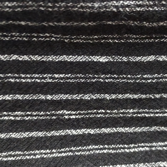 Time and Tru linen blend Capri pants Black White Stripe Cool Flowy Summer - Picture 2 of 4